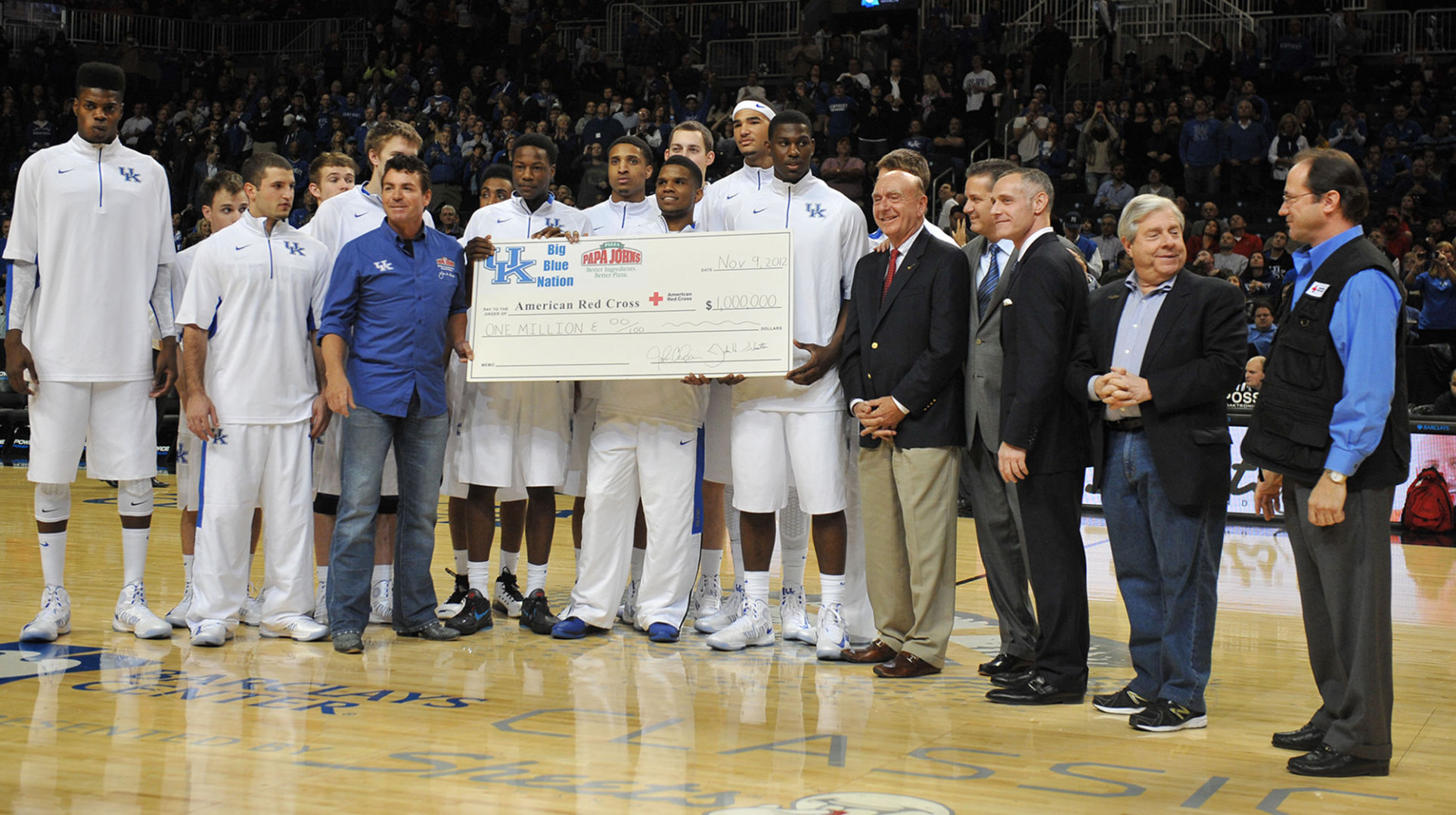 'Papa John' roots for Louisville, then Kentucky